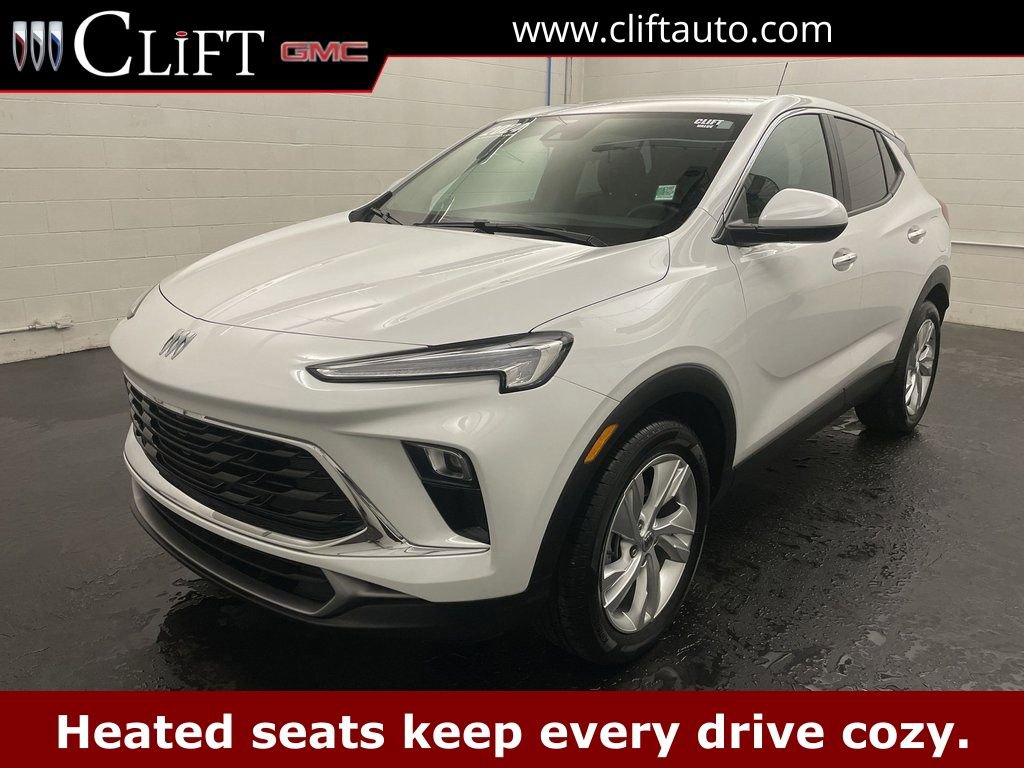 Used 2024 Buick Encore GX Preferred w/ Comfort Package image 1