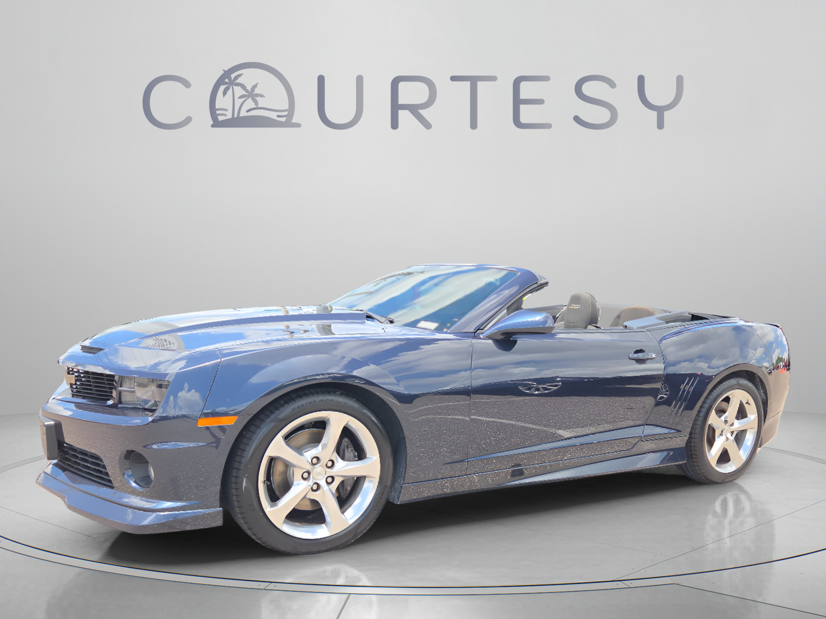 Used 2013 Chevrolet Camaro SS RWD image 1