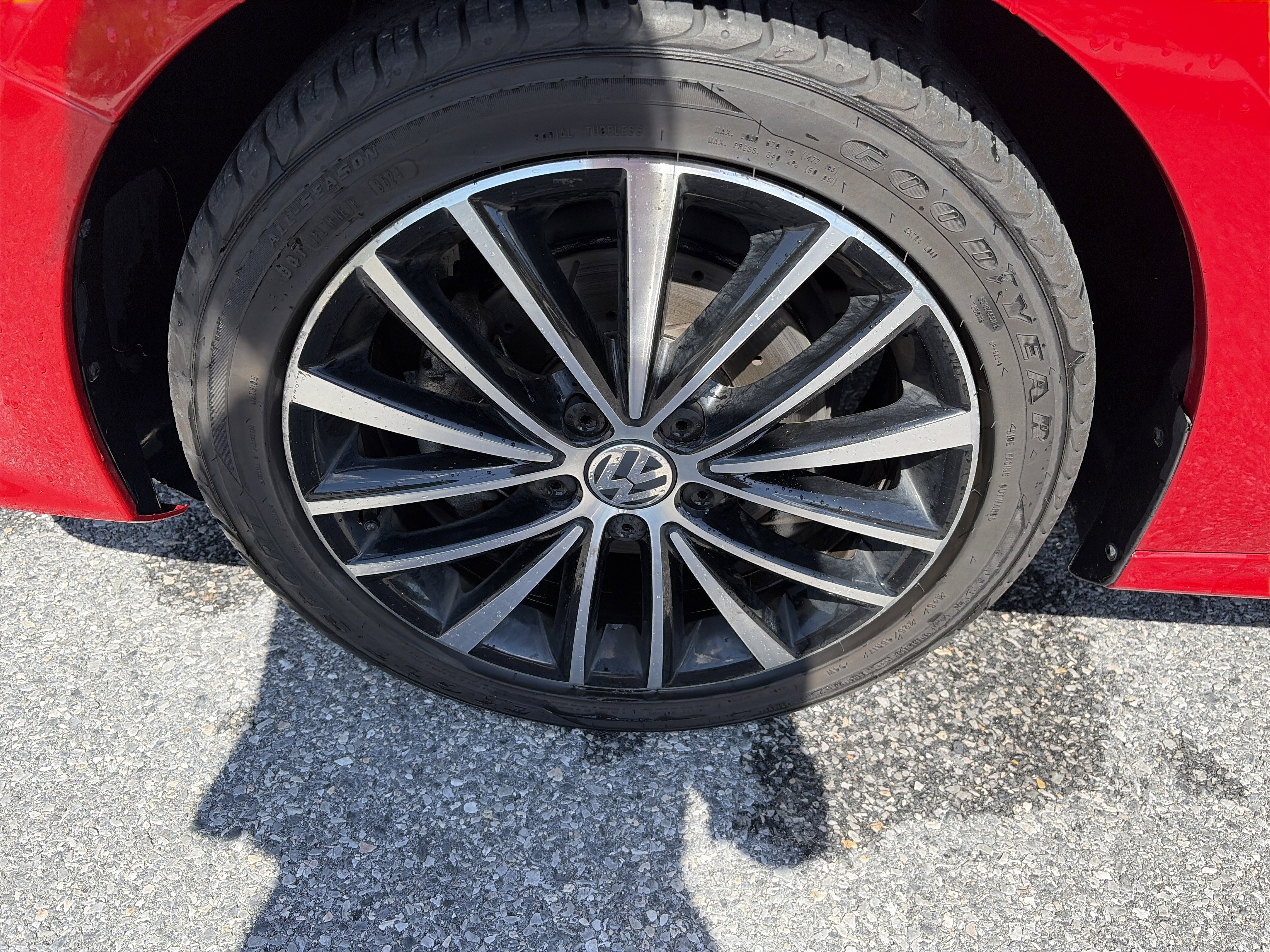 Used 2016 Volkswagen Jetta Sport w/ Lighting Package FWD image 9