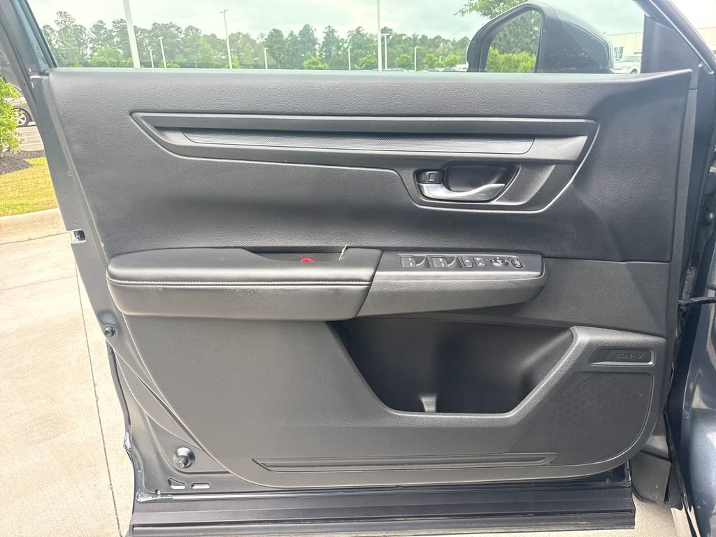 Used 2023 Honda CR-V LX image 13