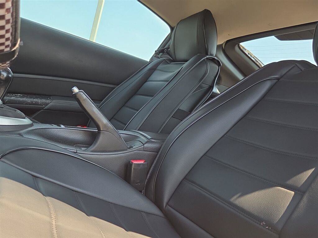 Used 2008 Nissan 350Z Coupe w/ Cargo Convenience Pkg RWD image 10