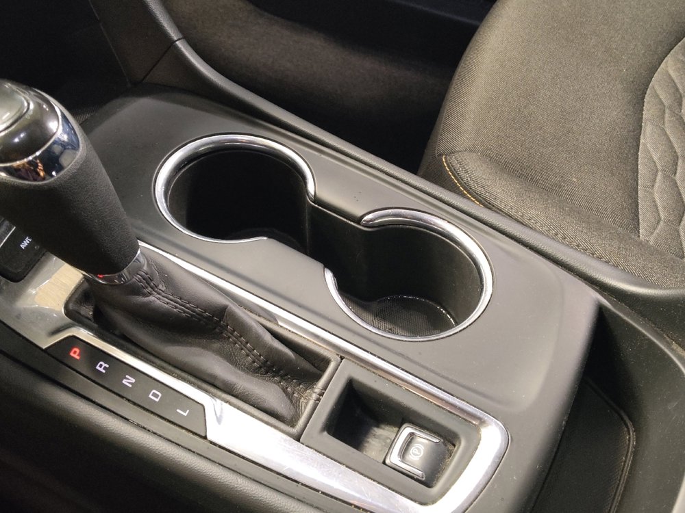 Used 2021 Chevrolet Equinox LT image 26