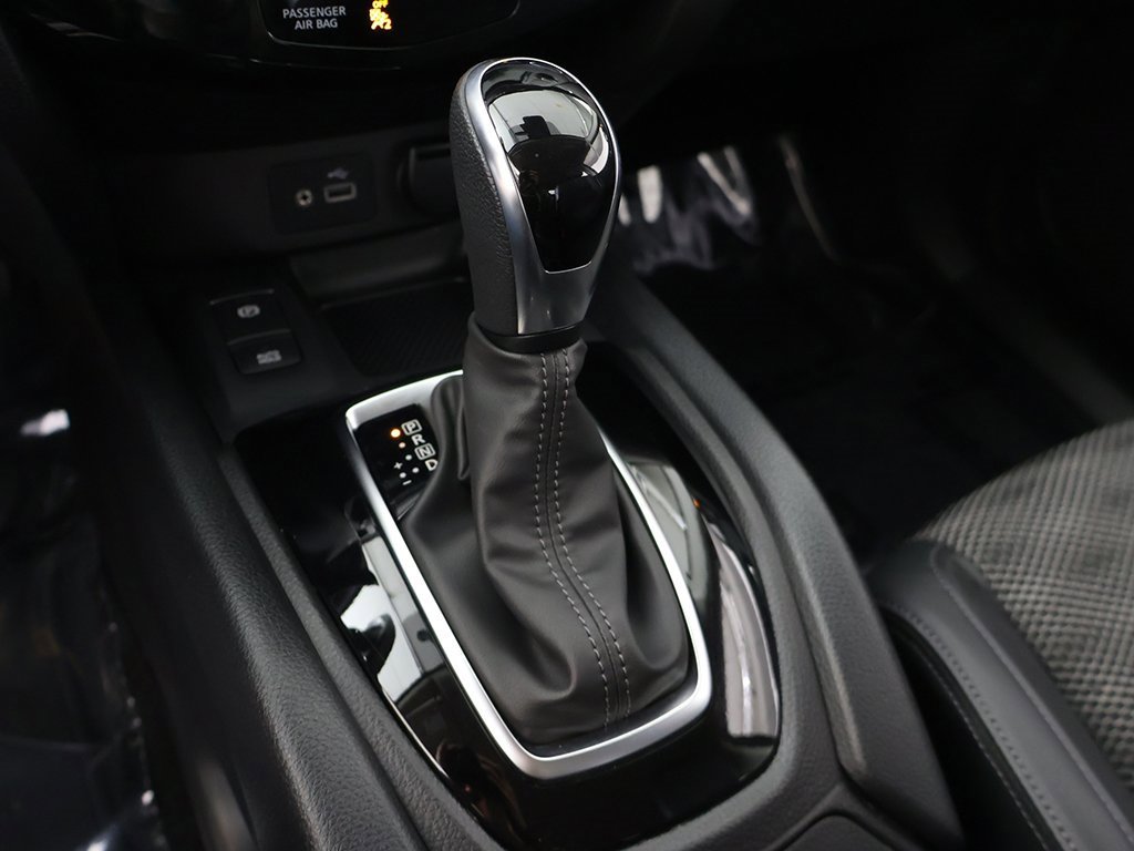 Used 2022 Nissan Rogue Sport SV w/ Technology Package image 48