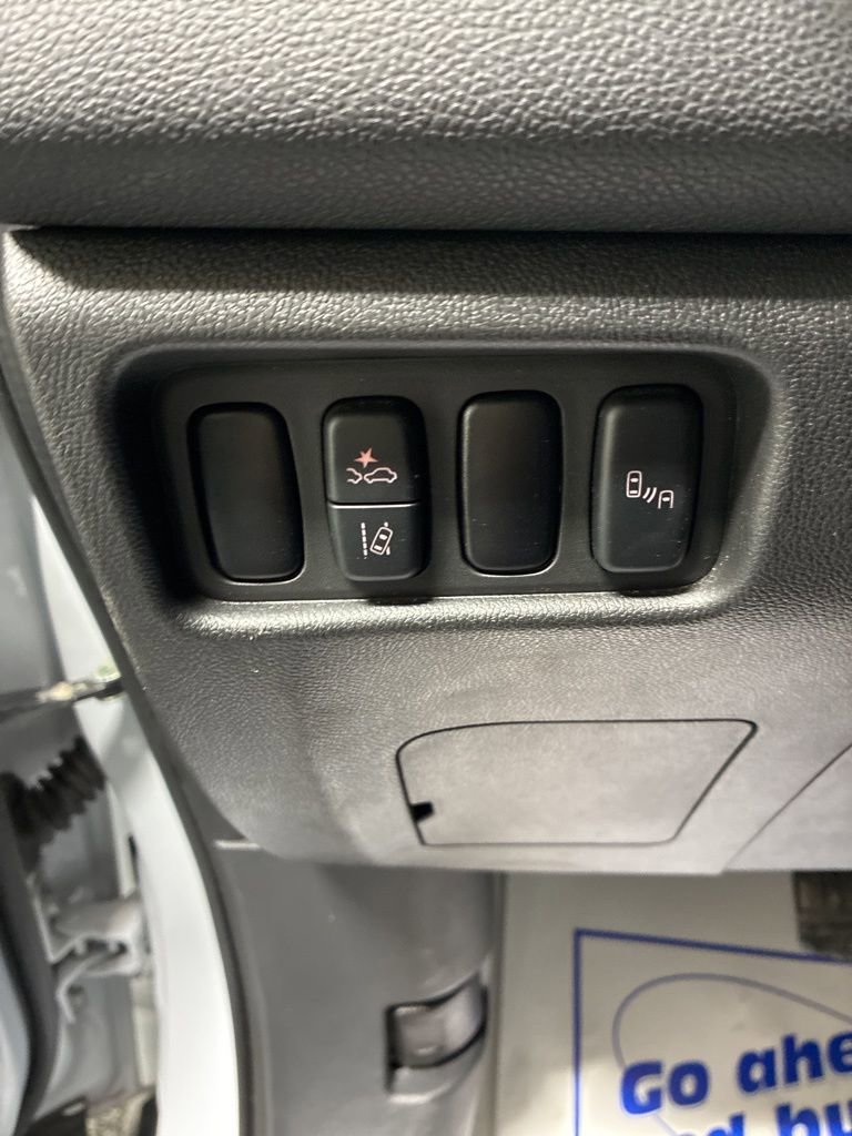 Used 2024 Mitsubishi Outlander Sport LE image 12