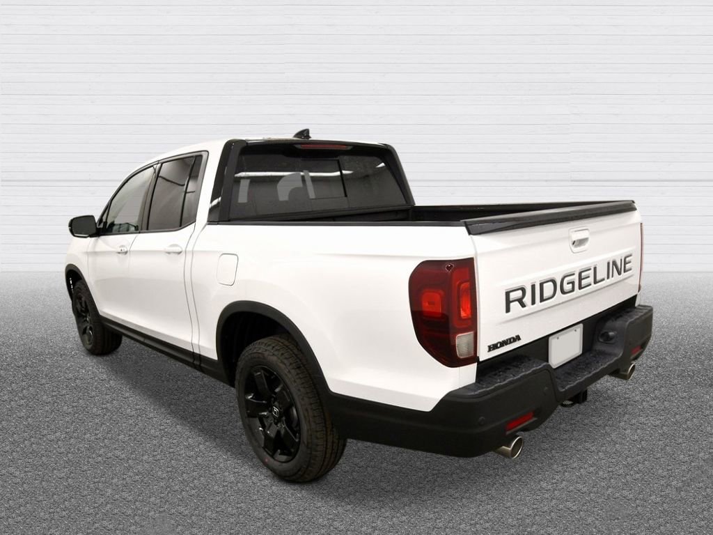 New 2026 Honda Ridgeline Black Edition image 3