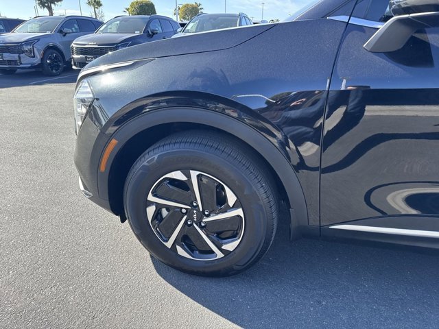 Certified 2024 Kia Sportage LX image 11