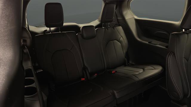 New 2026 Chrysler Pacifica Select image 26