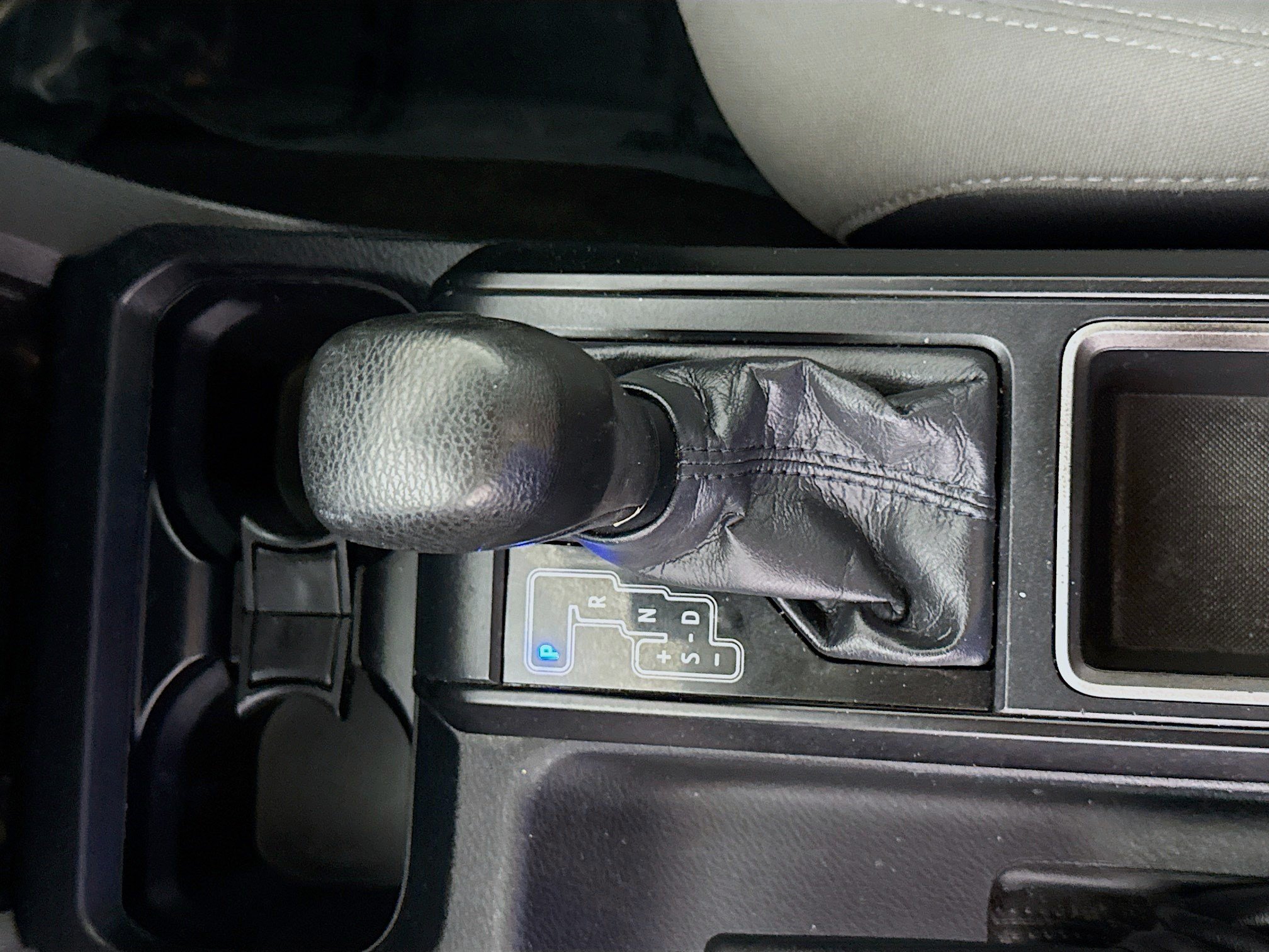 Used 2020 Toyota Tacoma SR RWD image 20