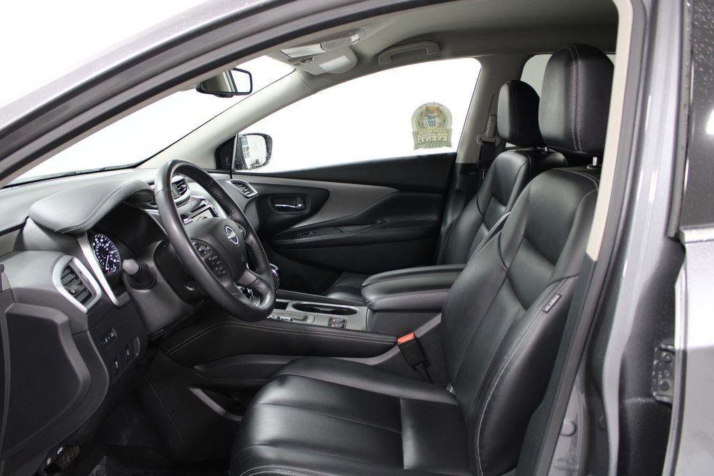 Used 2023 Nissan Murano SV image 18