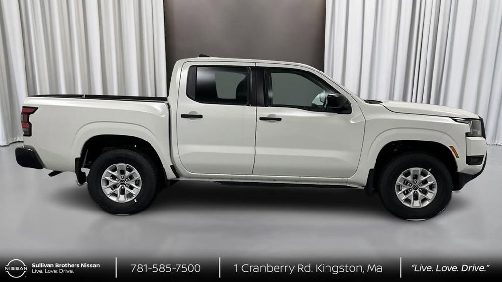 Certified 2025 Nissan Frontier S image 4