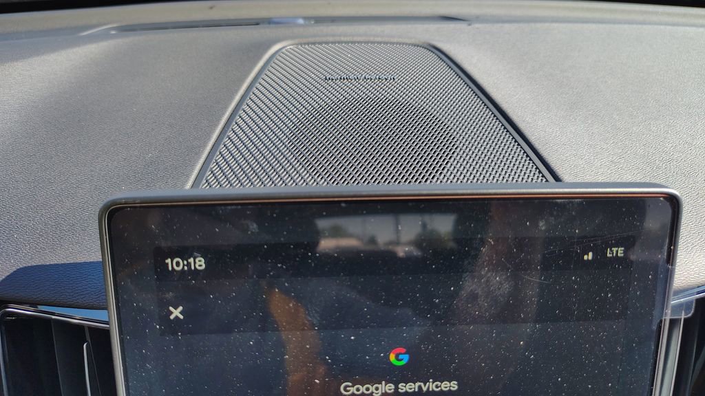 New 2026 Volvo XC60 B5 Plus w/ Climate Package image 21