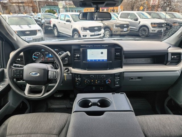 Used 2023 Ford F350 XL image 3