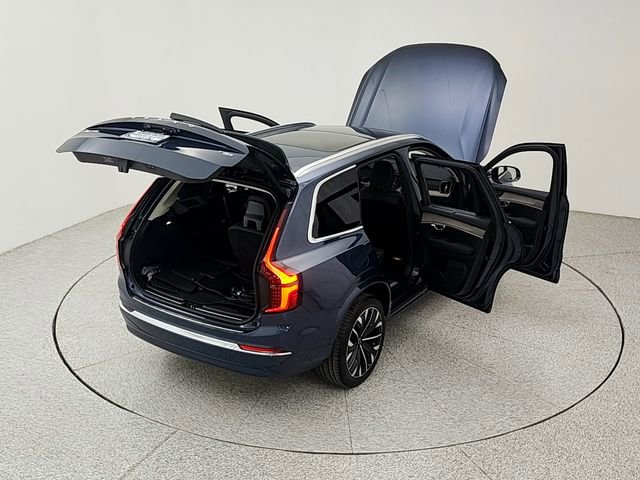 Certified 2025 Volvo XC90 T8 Ultra w/ Protection Package Premier image 43
