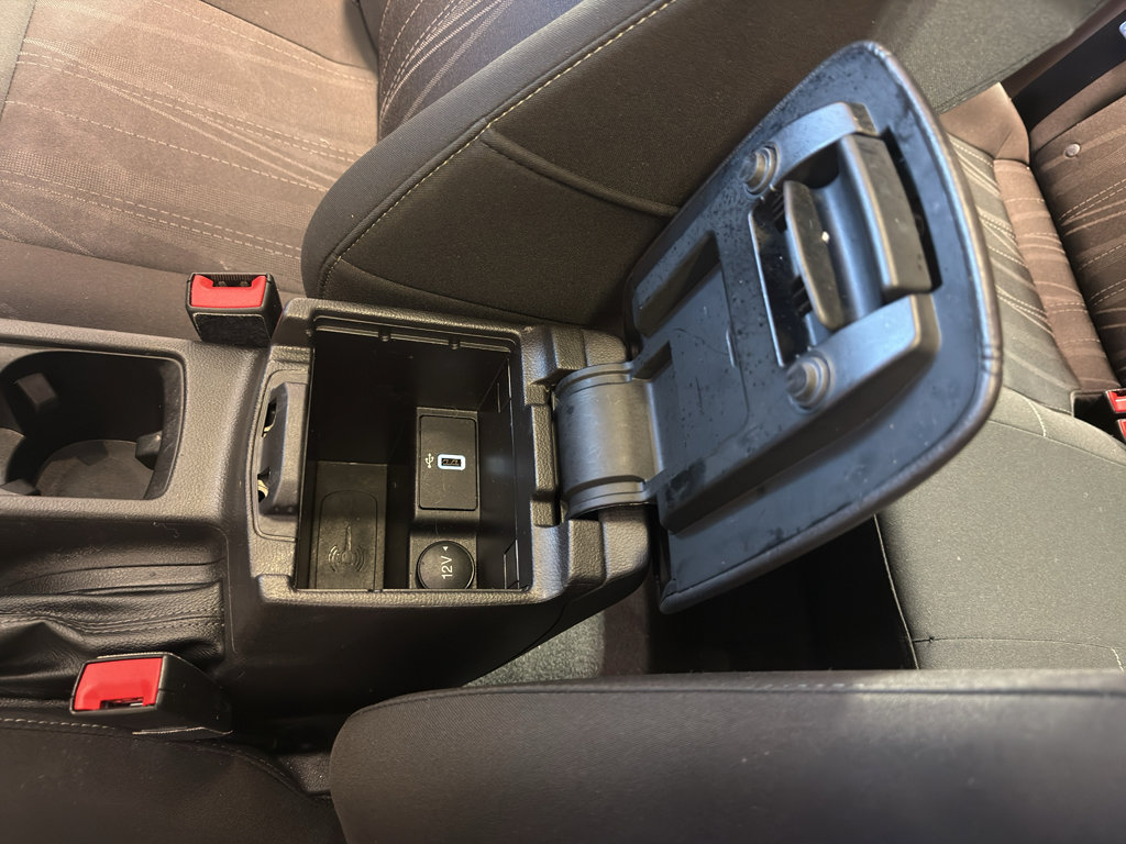Used 2018 Ford Focus SEL FWD image 20