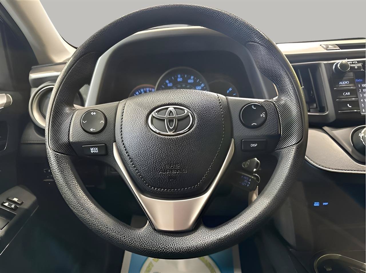 Used 2016 Toyota RAV4 LE AWD/4WD image 15