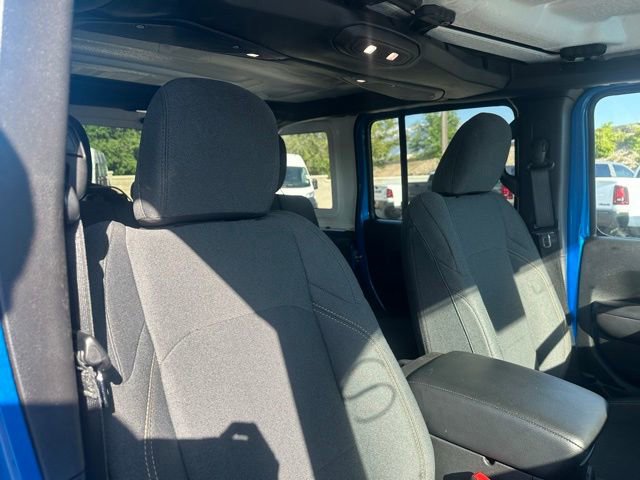 Used 2024 Jeep Wrangler Unlimited AWD/4WD image 16