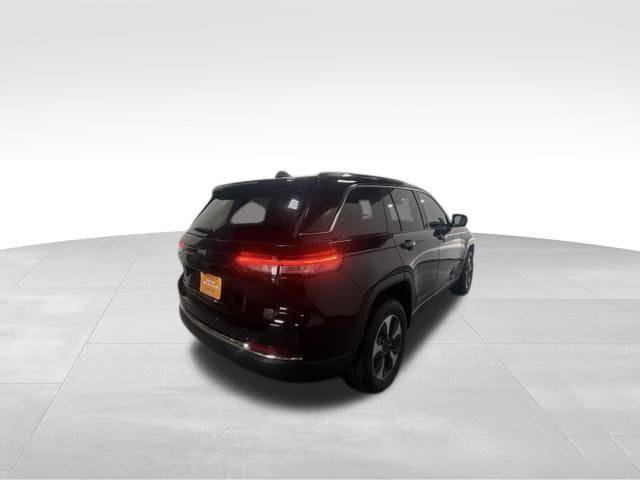 Certified 2024 Jeep Grand Cherokee Limited 4xe AWD/4WD image 8