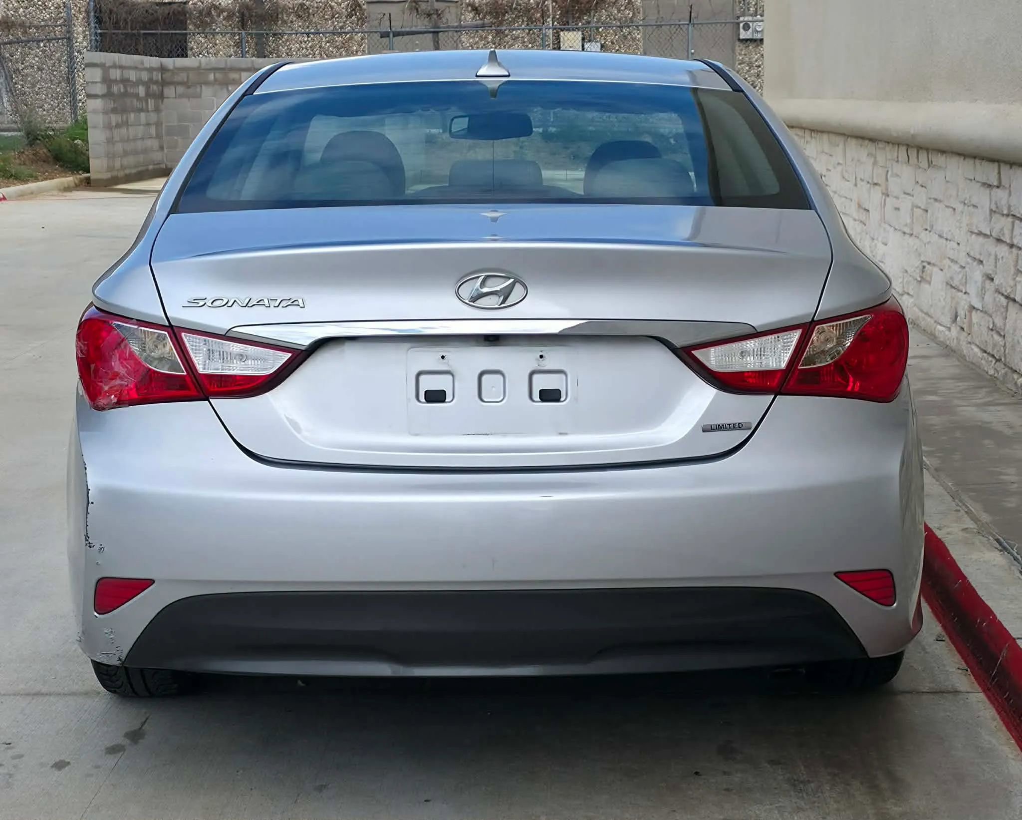 Used 2014 Hyundai Sonata Limited FWD image 4