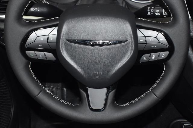 New 2026 Chrysler Pacifica Select w/ S Appearance Package image 24
