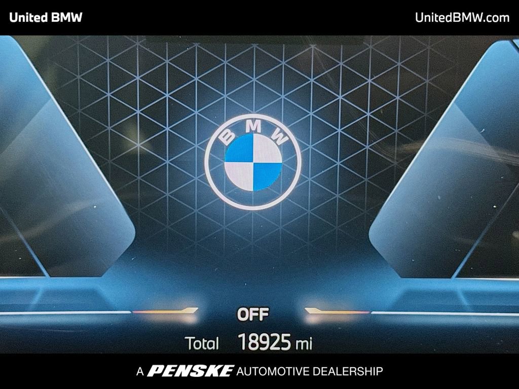 Used 2025 BMW 330i xDrive Sedan AWD/4WD image 7