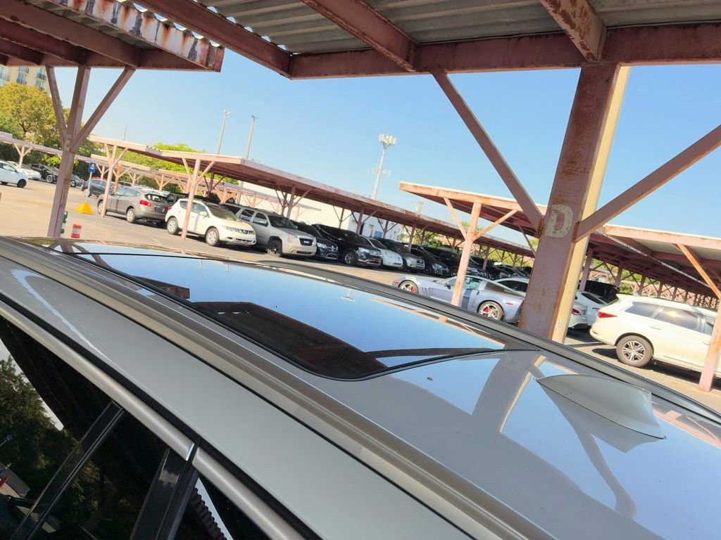 Used 2019 BMW X3 sDrive30i w/ Driving Assistance Package image 9