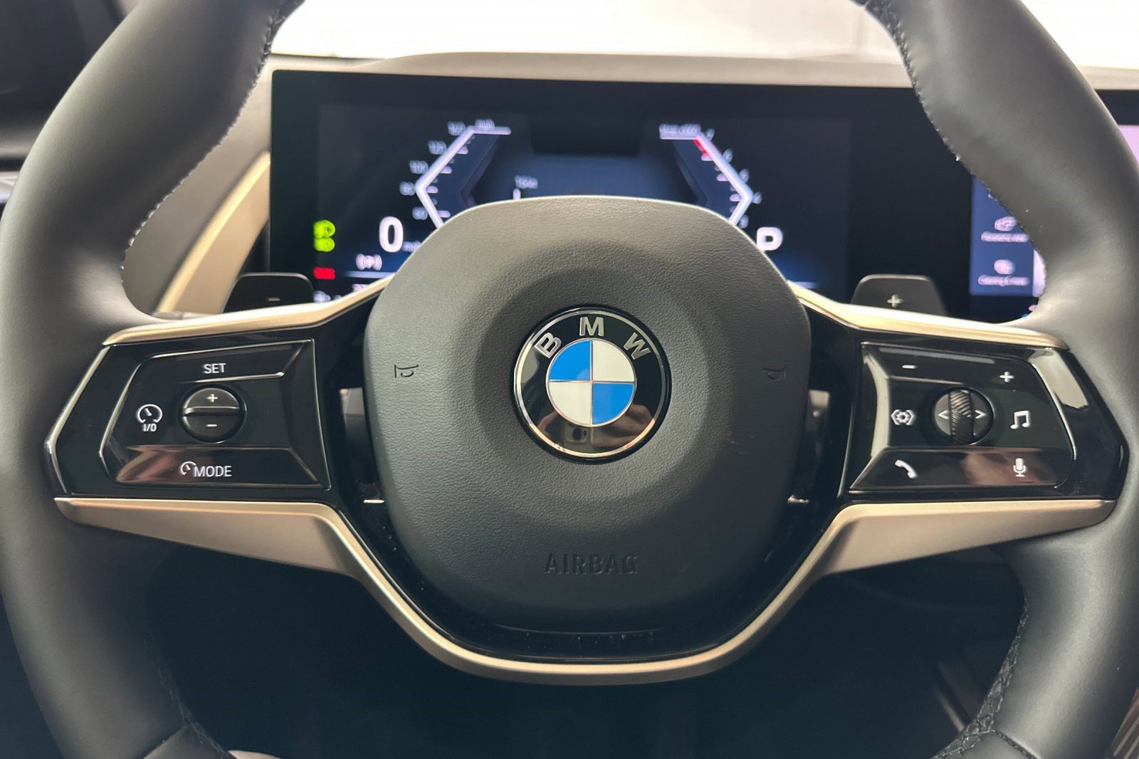 Used 2025 BMW X3 xDrive30 w/ Convenience Package AWD/4WD image 17