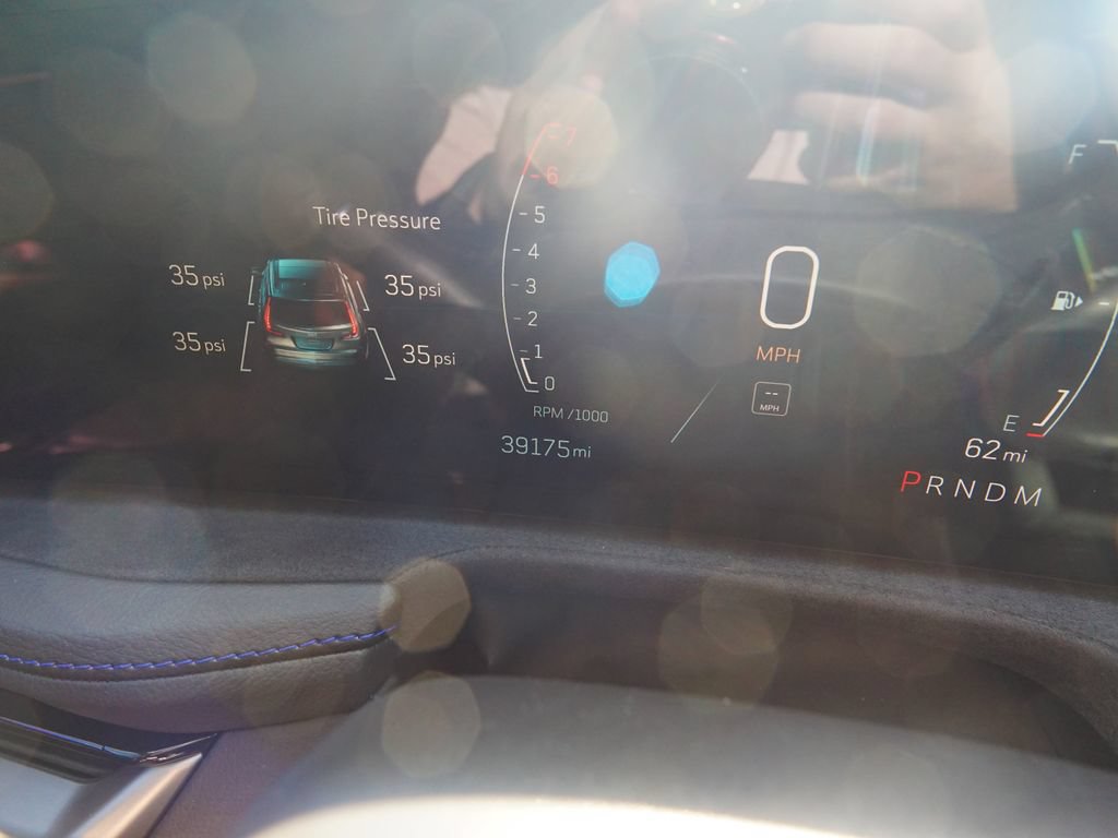 Used 2024 Cadillac XT4 Sport FWD image 23