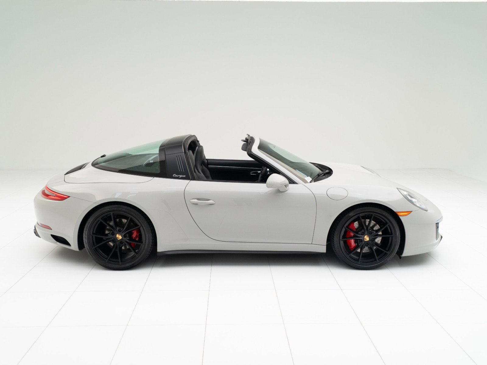 Certified 2018 Porsche 911 Targa 4S AWD/4WD image 8