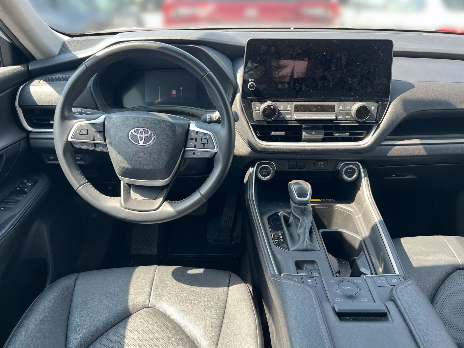 Used 2025 Toyota Grand Highlander AWD image 19