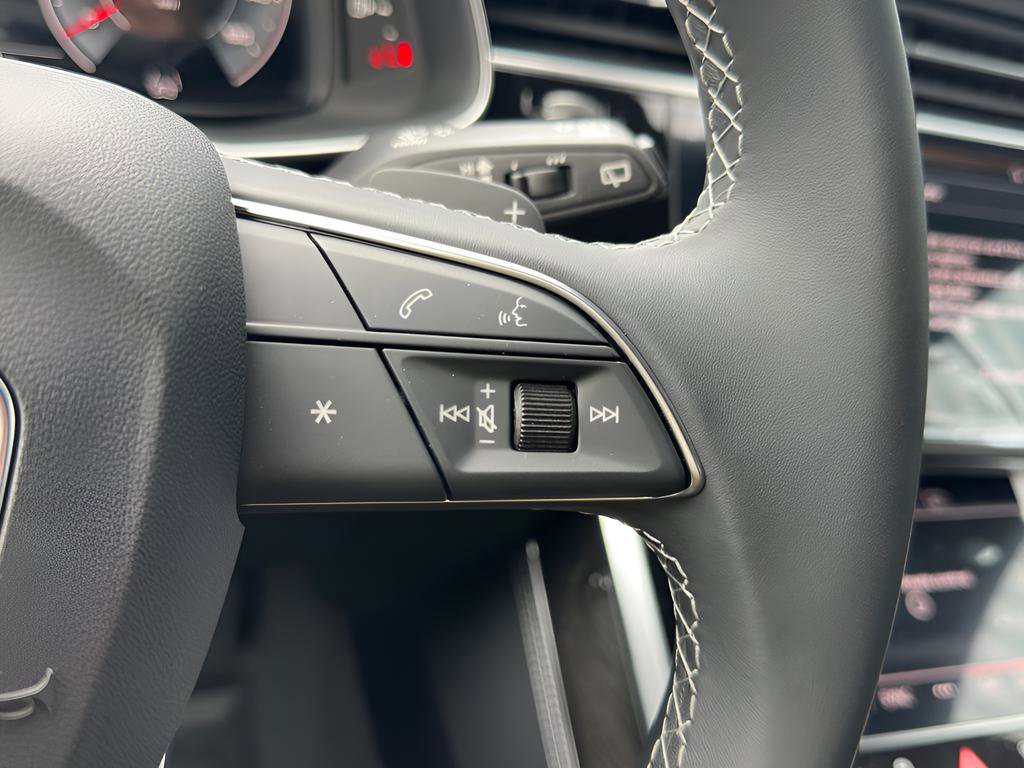 New 2026 Audi Q7 3.0T Premium Plus AWD/4WD image 12