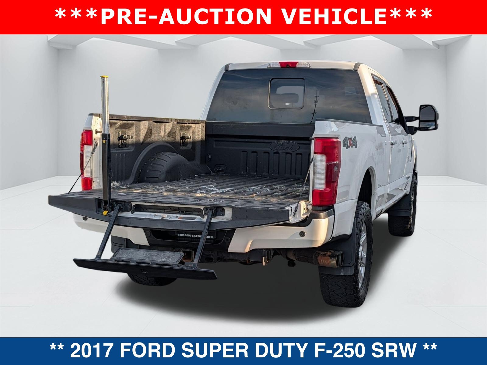Used 2017 Ford F250 Platinum w/ Platinum Ultimate Package AWD/4WD image 14