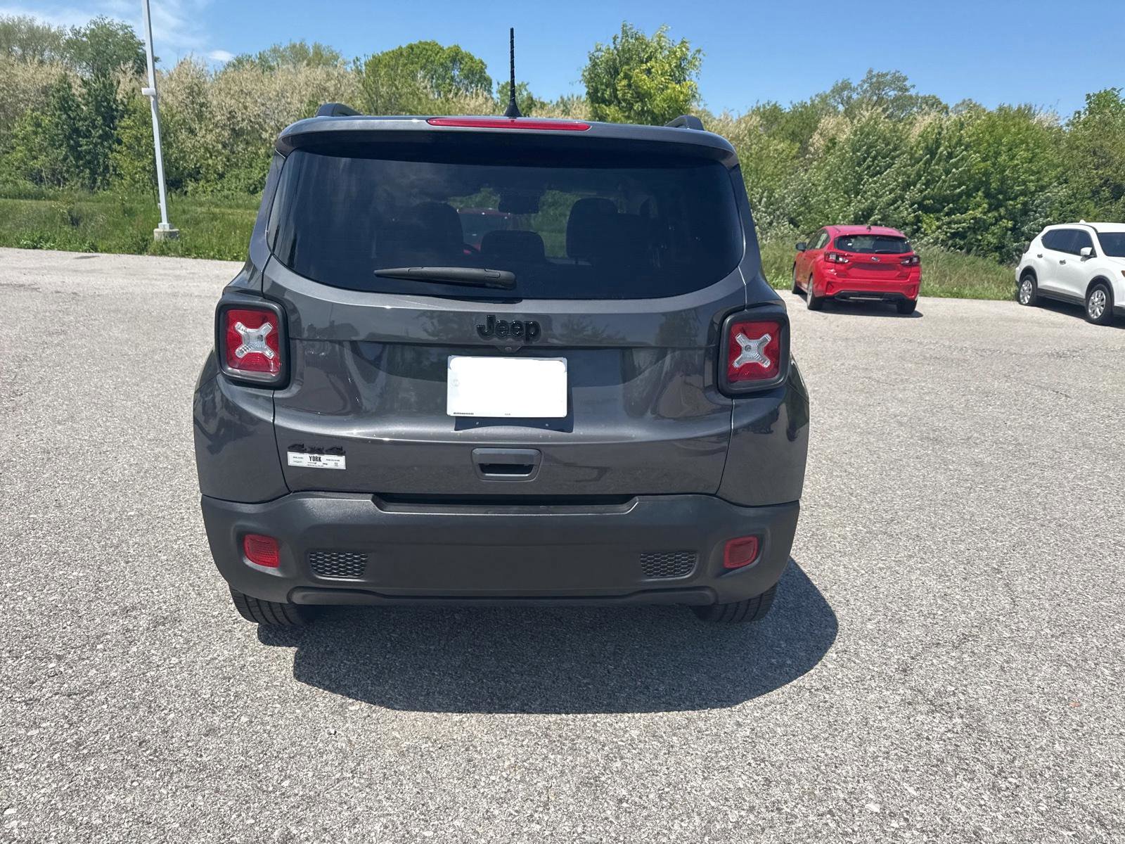 Used 2023 Jeep Renegade Altitude w/ Convenience Group I AWD/4WD image 15