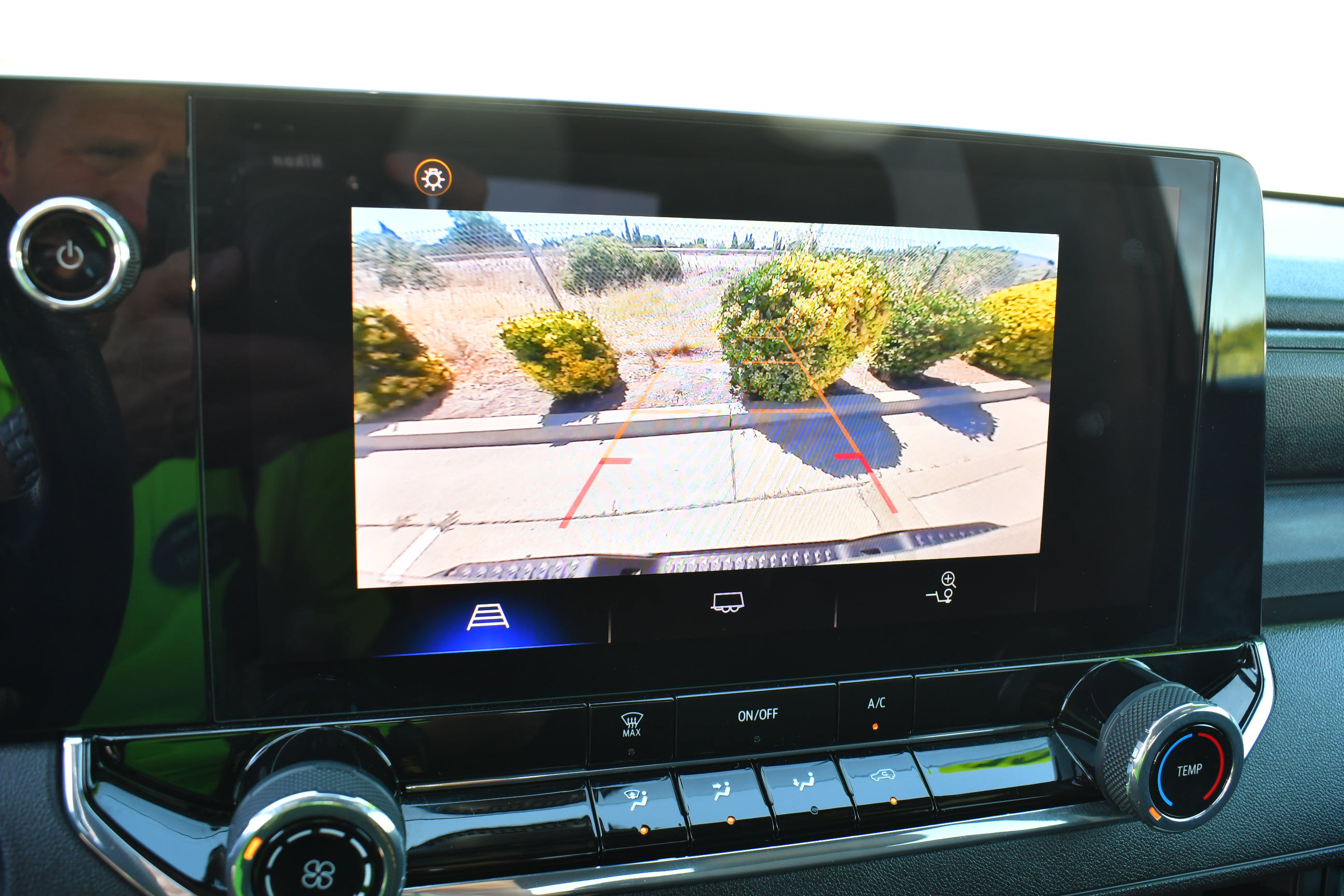 Used 2024 Chevrolet Colorado W/T RWD image 15
