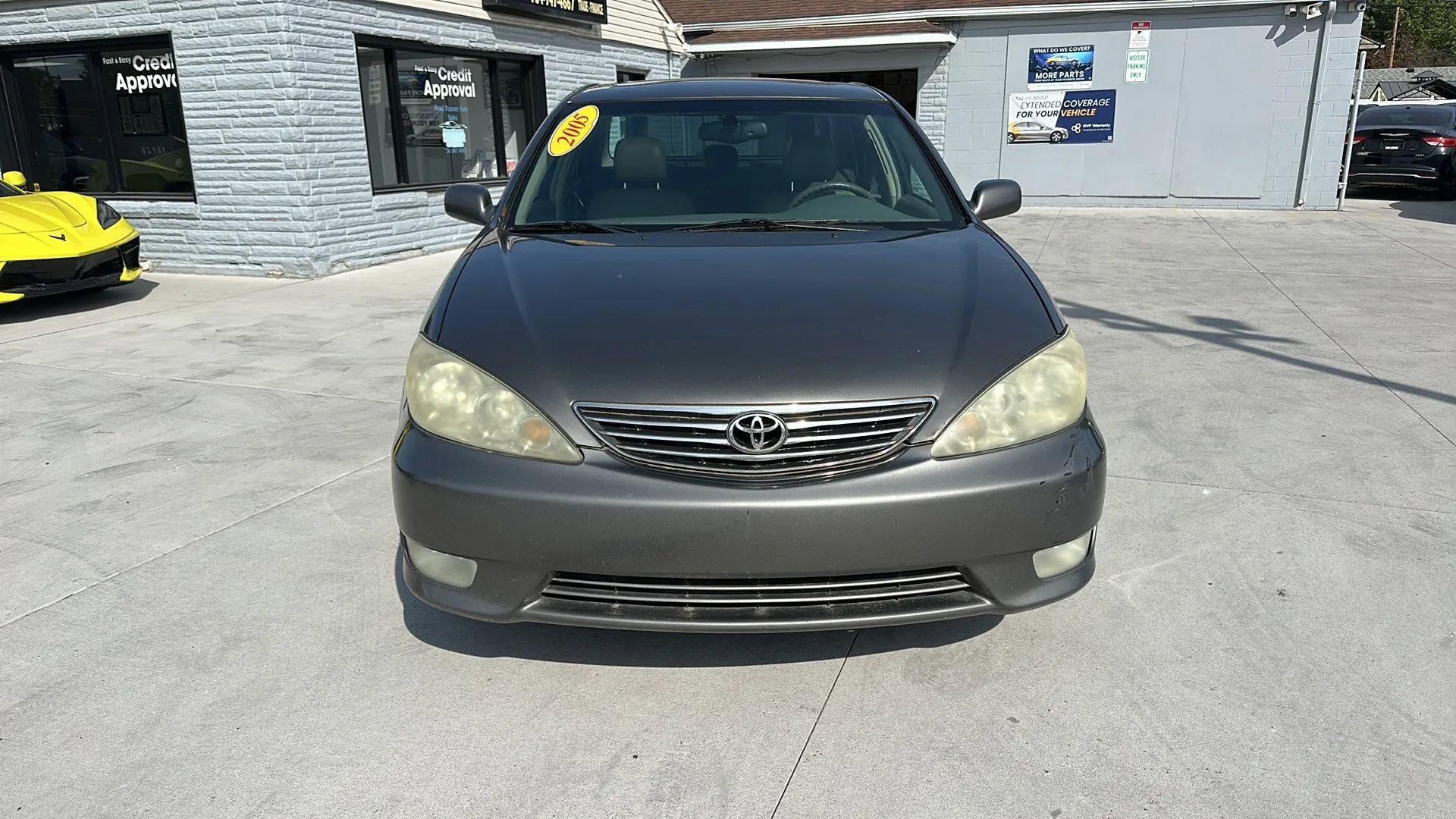 Used 2005 Toyota Camry LE image 2