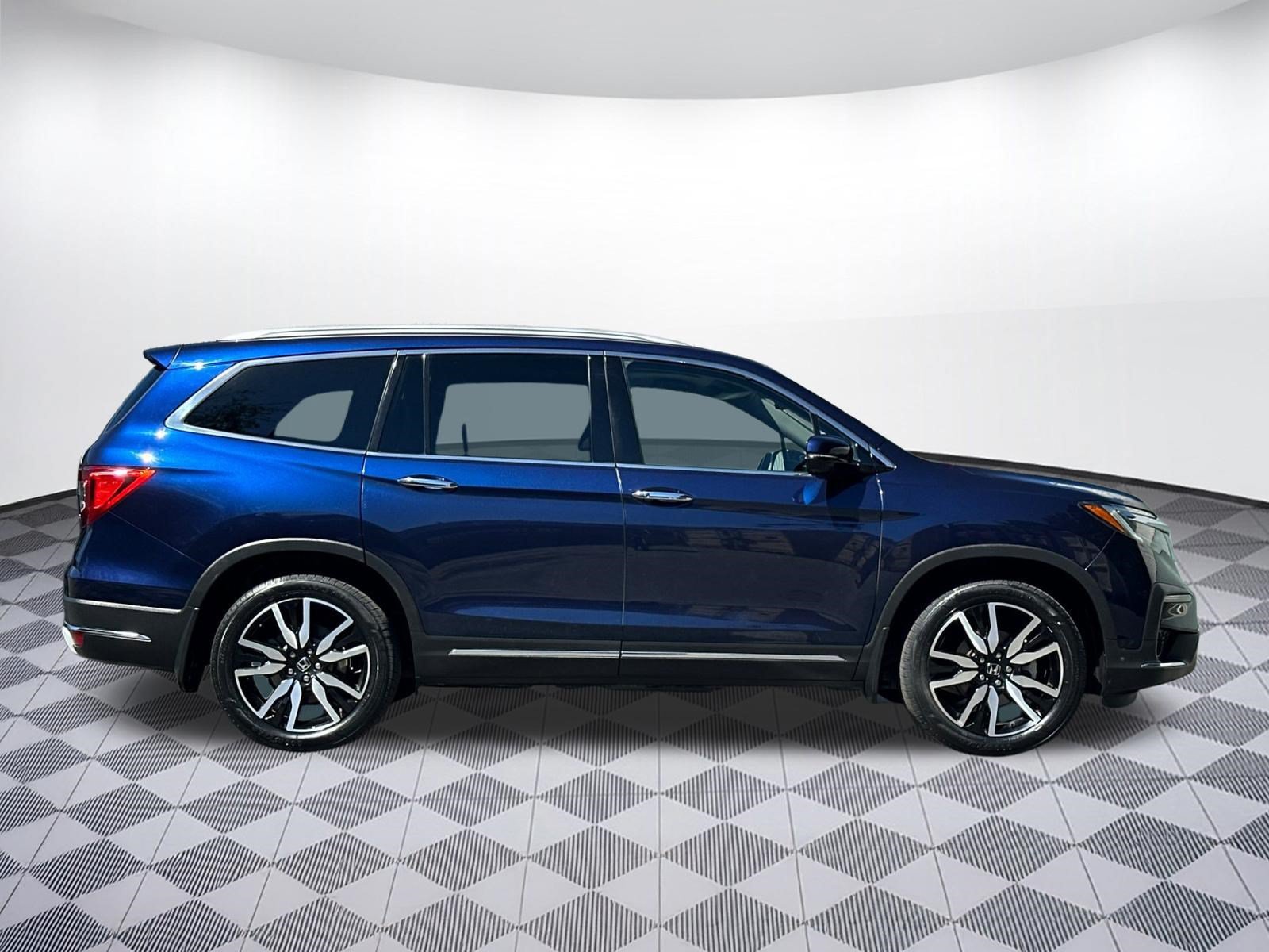 Used 2021 Honda Pilot Touring image 8