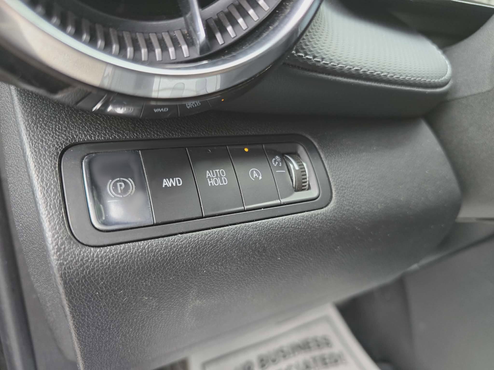 Used 2025 Chevrolet Equinox LT image 18