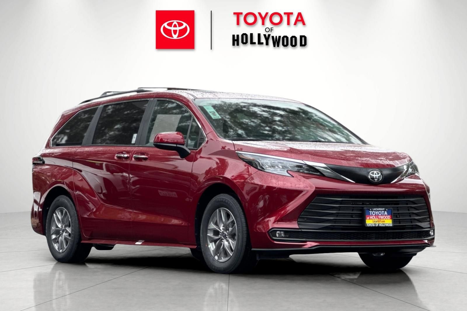 New 2026 Toyota Sienna XLE