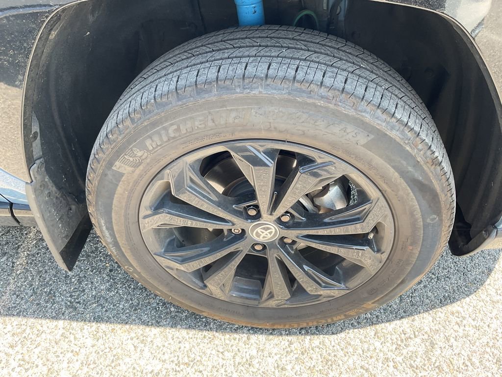 Certified 2024 Toyota RAV4 XSE w/ Weather Package AWD/4WD image 11