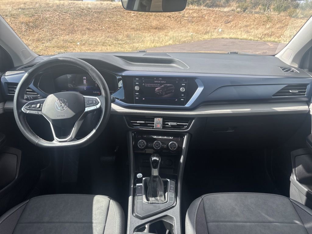 Used 2024 Volkswagen Taos SE FWD image 18