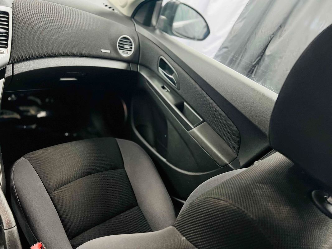 Used 2013 Chevrolet Cruze LT w/ All-Star Edition image 15