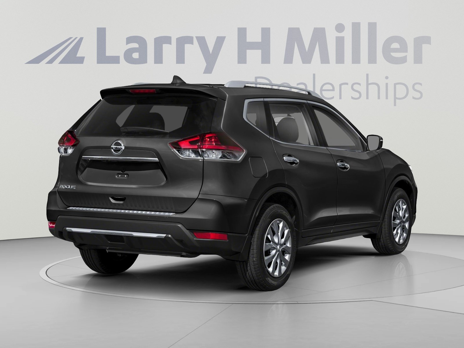 Used 2018 Nissan Rogue S w/ S Value Package FWD image 2