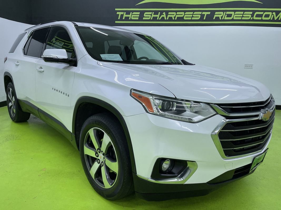 Used 2018 Chevrolet Traverse LT w/ LPO, Black Accent Package image 2