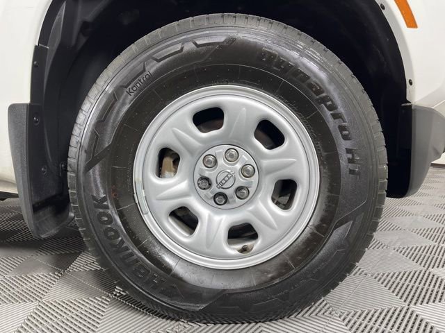 Used 2024 Nissan Frontier S image 15