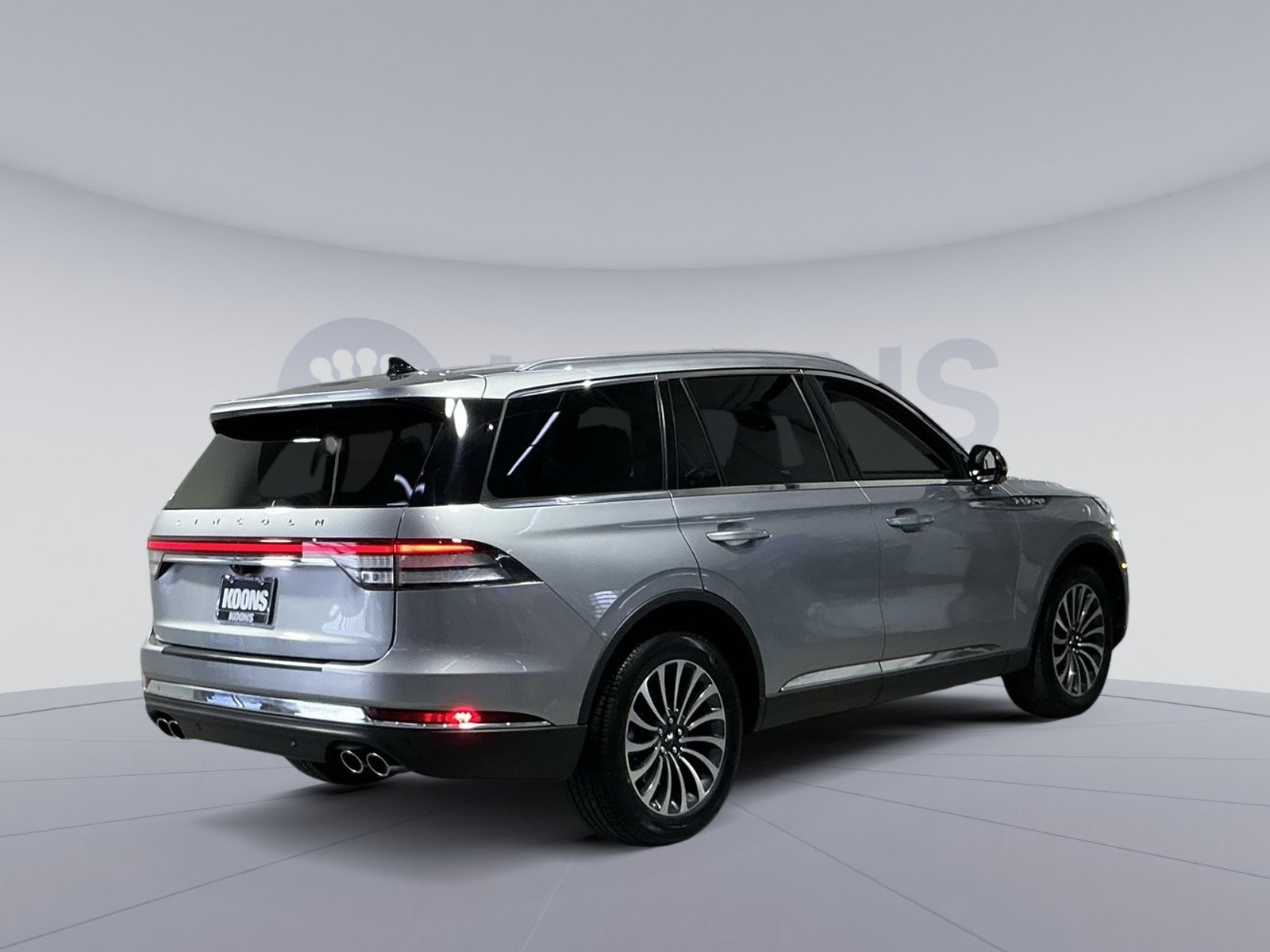 Used 2023 Lincoln Aviator Reserve image 16