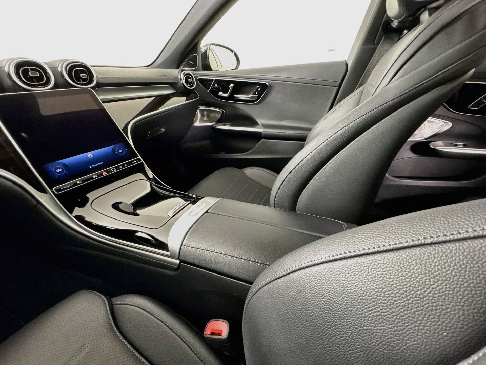 Certified 2024 Mercedes-Benz C 300 4MATIC Sedan image 26