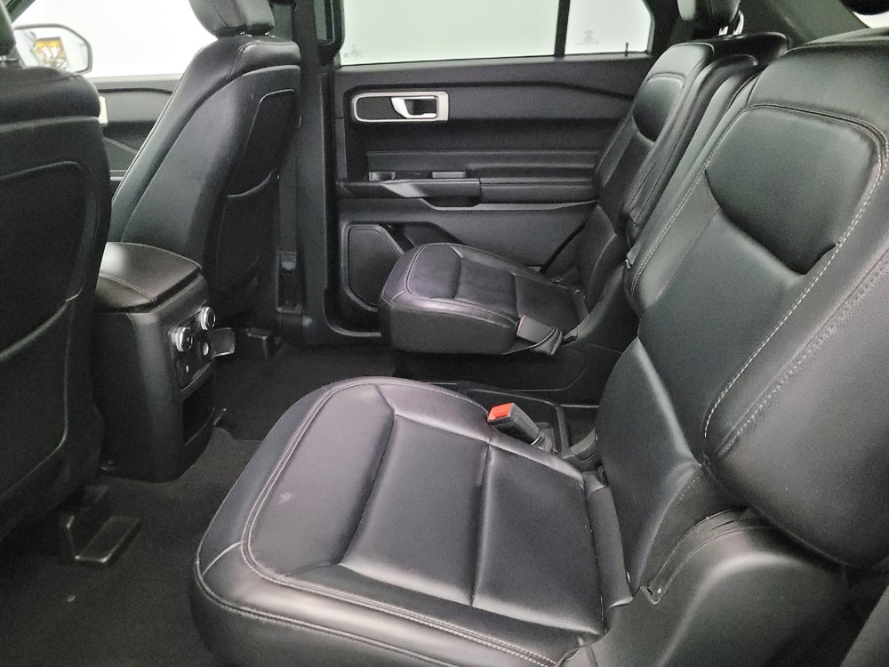 Used 2020 Ford Explorer XLT w/ Equipment Group 202A image 18