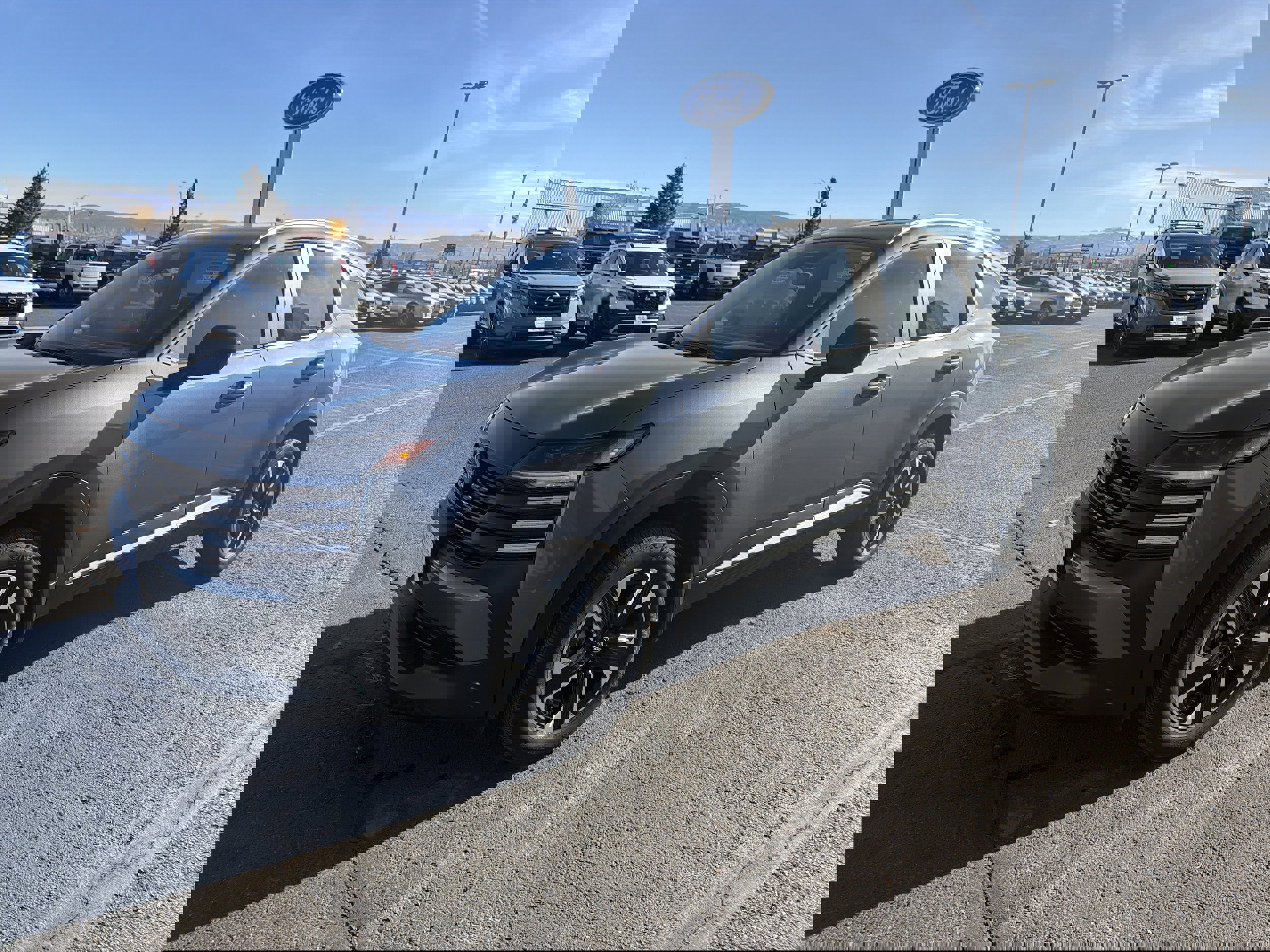 New 2026 Nissan Kicks SV w/ SV Premium Package