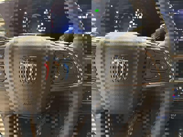 Used 2025 Buick Envista Avenir image 15