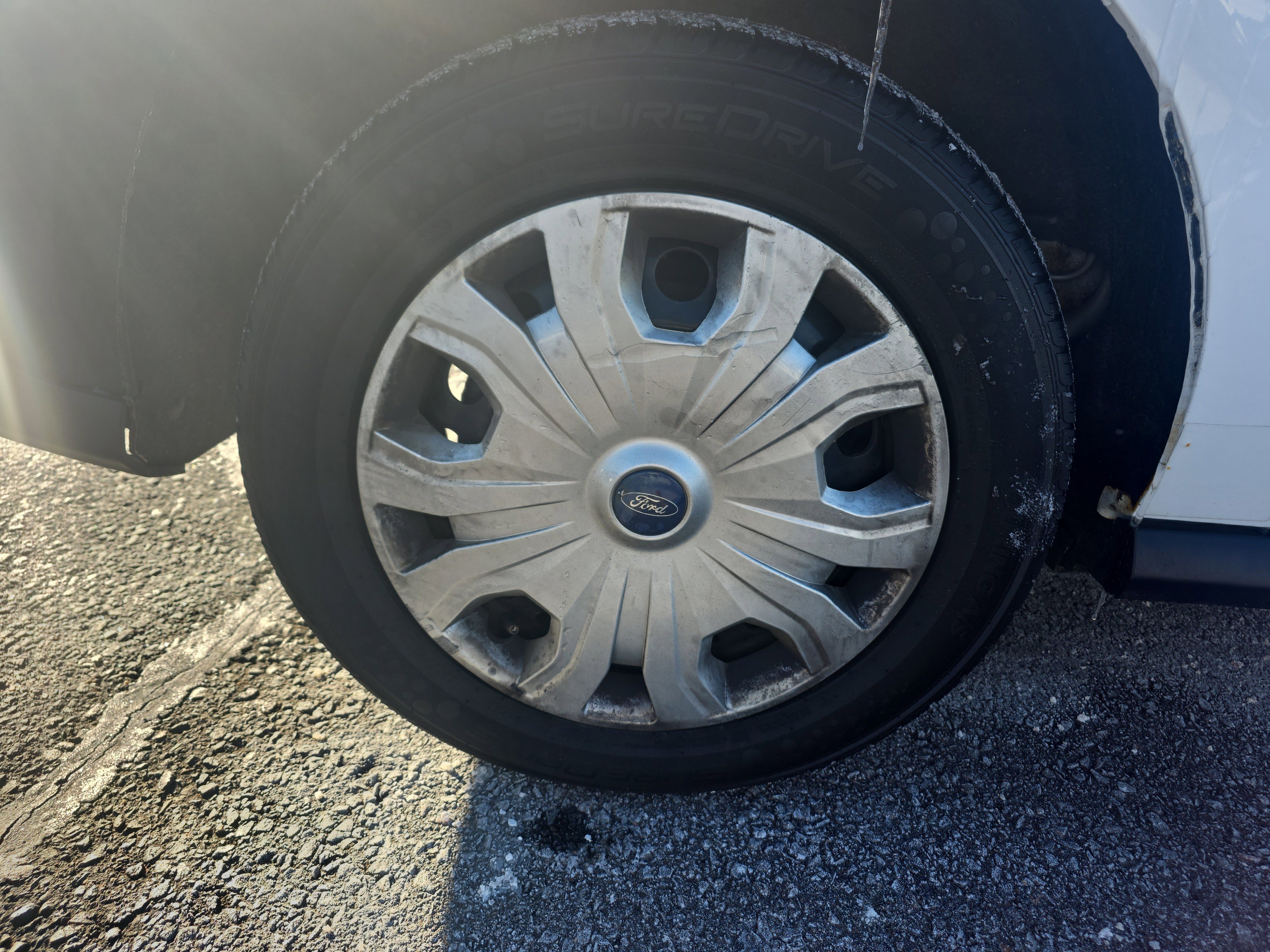 Used 2019 Ford Transit Connect XL image 11