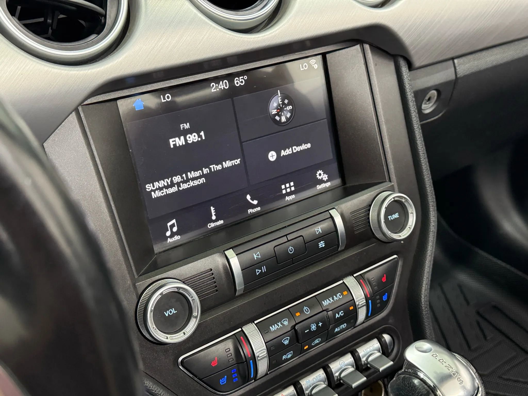 Used 2019 Ford Mustang Premium image 26